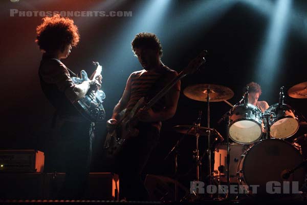 WOLFMOTHER - 2006-11-17 - PARIS - Elysee Montmartre - 